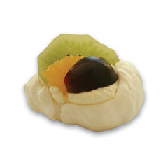 Vanilla Fruit Pavlova